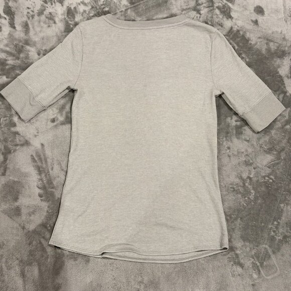 The North Face Women’s Thermal Henley Shirt Size M Gray 3/4 Sleeve - Picture 2 of 7